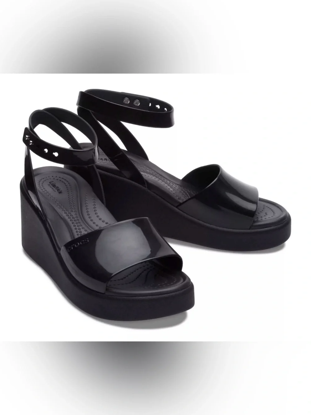 Crocs Brooklyn Women's Ankle Strap Wedge Sandals size 8